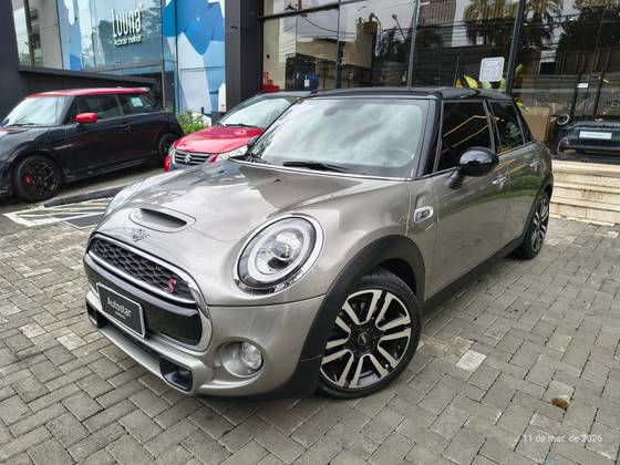 MINI COOPER 2.0 S CLUBMAN 16V TURBO GASOLINA 4P AUTOMÁTICO